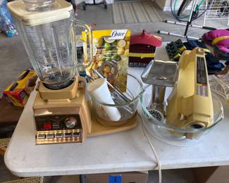Oster blender/mixer set 