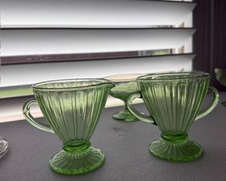Vaseline Glass 