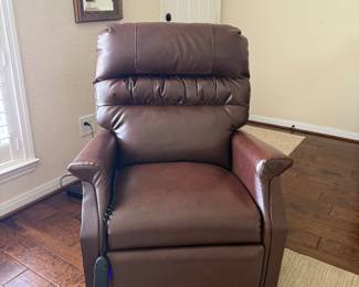 Lift chair 