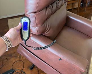 Lift chair 