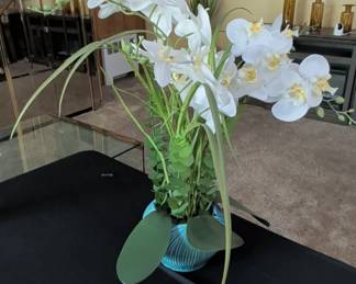 Artificial White Phalaenopsis Orchid Arrangement in Blue Ceramic Vase third image