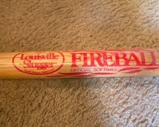 Louisville Slugger Fireball Official Softball Bat