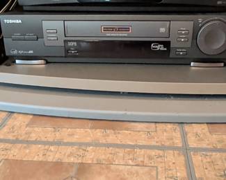 Toshiba W VHS HiFi Stereo VCR