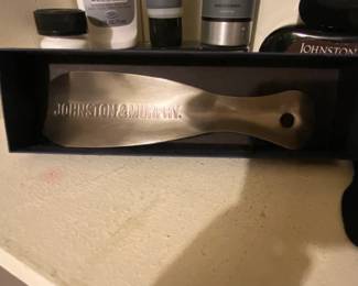 Johnston  Murphy Shoe Horn