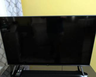 LG UQPUB inch K UHD Smart TV