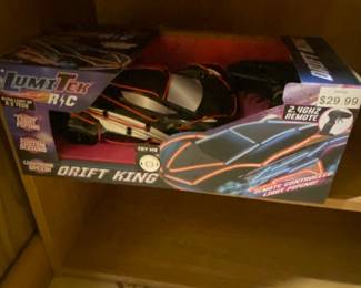 Lumitek R or C Drift King Remote Controlled Car
