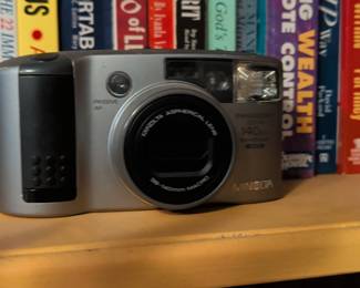 Minolta Freedom Zoom EX Panorama Date mm Film Camera