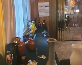 Assorted Decorative Vases and Pottery, including MCM Otagiri OMC third image