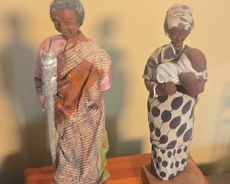 African Mother and Child Figurines