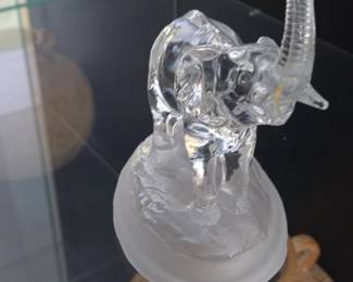Crystal Swan Figurine second image