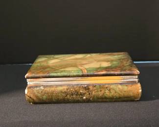 Antique Green Onyx and Gilt Metal Jewelry Box second image