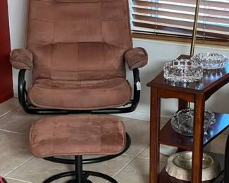 Faux Leather Chairworks w/Ottoman