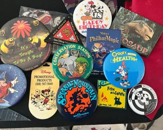 Disney pins