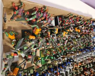 War hammer figures 