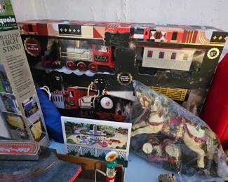 FAO Schwartz christmas train
