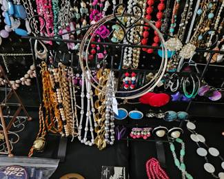Costume jewelry 