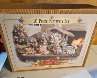 Nativity set 