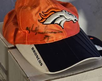 Autograph denver Broncos hat