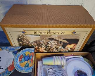Nativity set 