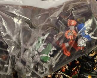 War hammer figures 