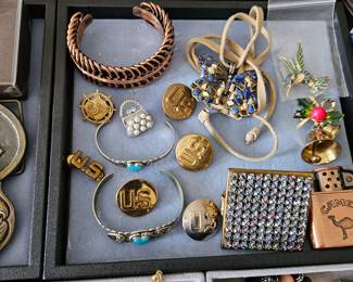 Costume jewelry 