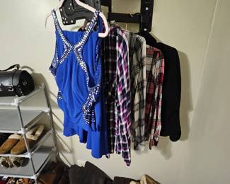 Womans clothing 