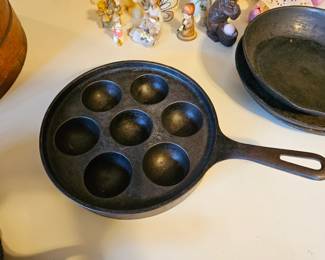 cast iron aebleskiver pan