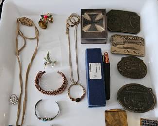 Costume jewelry 