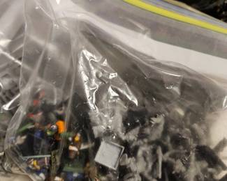 War Hammer figures 