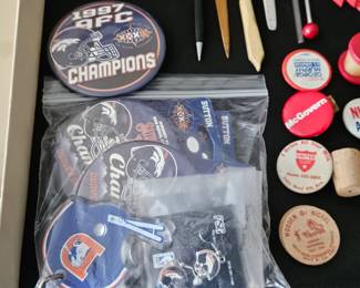 Denver Broncos buttons