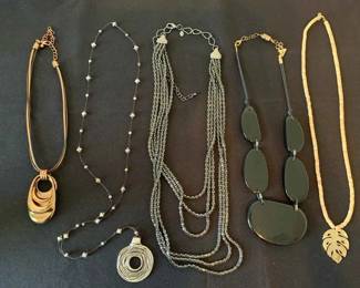CL177Modern Costume Jewelry