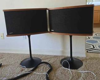 CL109V2 Bose 901 Series VI Speakers With Stands