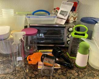 CL121Kitchen Essentials Mystery Lot
