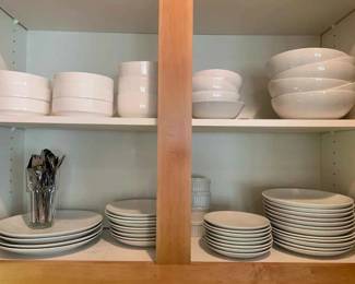 CL122White Dish Set