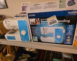 Brother LX2500 Electronic Sewing and Mending Machine, with Box.