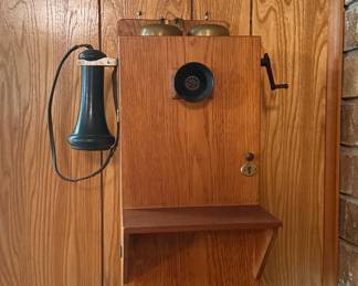 Kellogg Oak Wall-Mount Candlestick Telephone