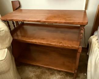 Vintage Ethan Allen Heirloom Nutmeg Maple Two-Tier Side Table