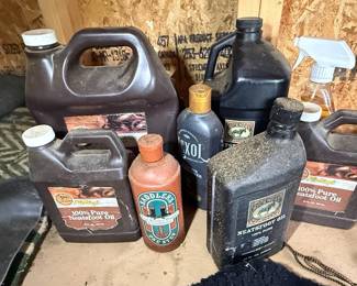 Fiebing's Neatsfoot Oil and Grooming Tools Collection