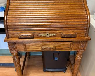Oak Roll Top Desk Style