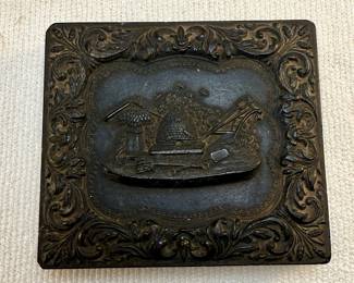 Daguerreotype Portrait Case with Beehive Motif