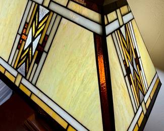 Prairie School Style Leaded Glass Table Lamp