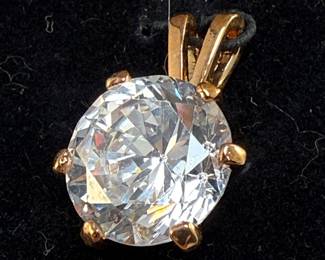 Nikolas Oval Cut Pendant