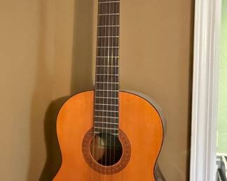 Yamaha ETERNA EC-10 Classical Guitar
