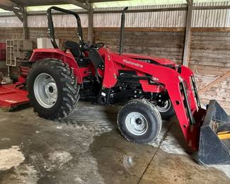 Mahindra 5570 4WD Tractor with Front Loader and Rotary Mower