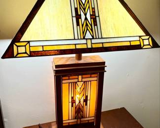 Prairie School Style Leaded Glass Table Lamp
