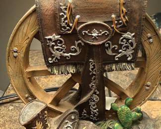 Western Cowboy Saddle Table Lamp