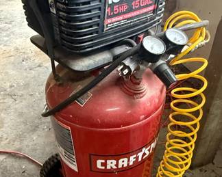 Craftsman 150 PSI 1.5 HP 15 Gallon Air Compressor