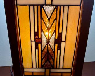 Prairie School Style Leaded Glass Table Lamp