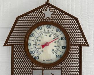 Acurite Barn and Tractor Thermometer