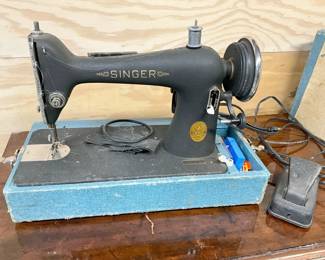 Singer Sewing Machine